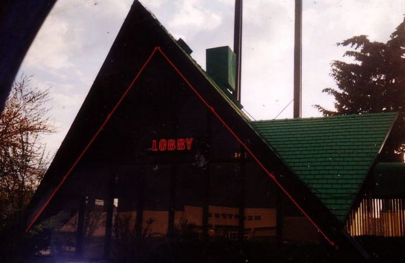 Howard Johnsons (Best Inn) - From A-Frames On Flickr (newer photo)